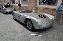 画像をギャラリービューアに読み込む, Porsche 550 Spyder Vintage Hooded Tee
